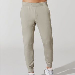 Lululemon X Barry’s Riverstone Stronger as one